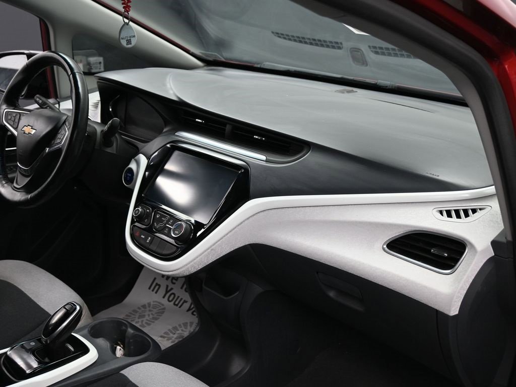 Used 2020 Chevrolet Bolt LT image 30