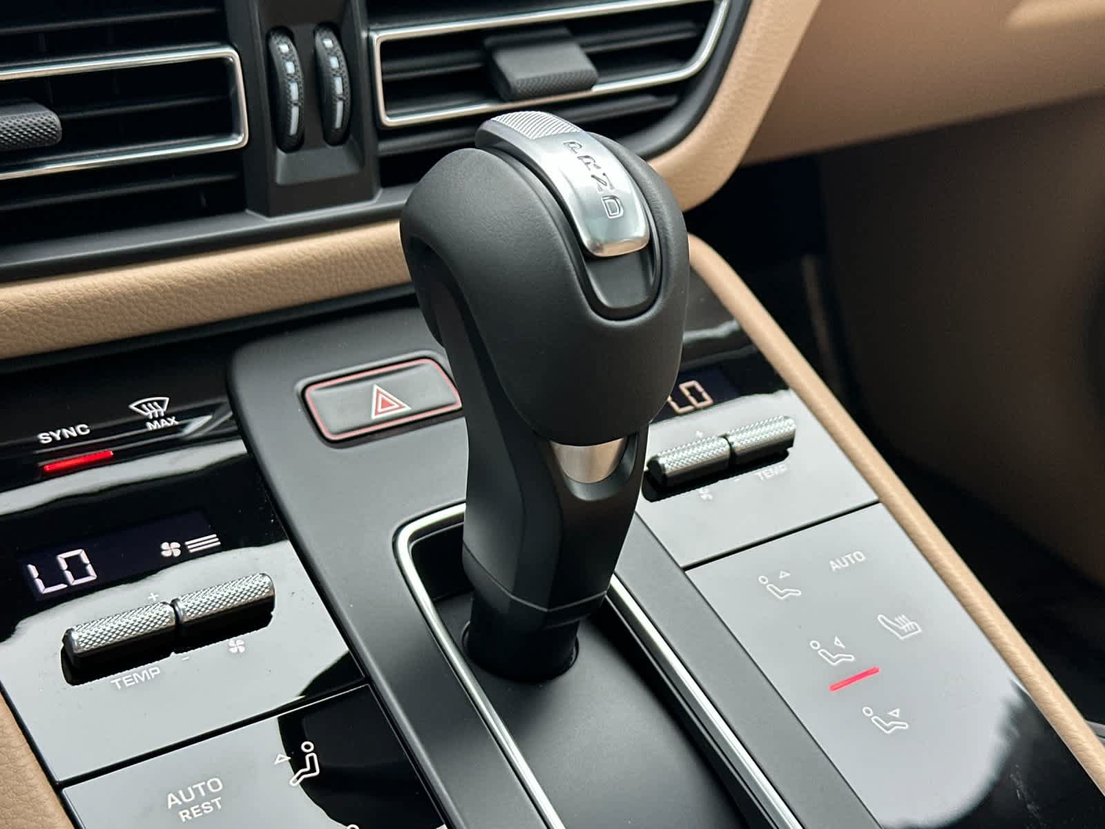 New 2026 Porsche Macan AWD/4WD image 25