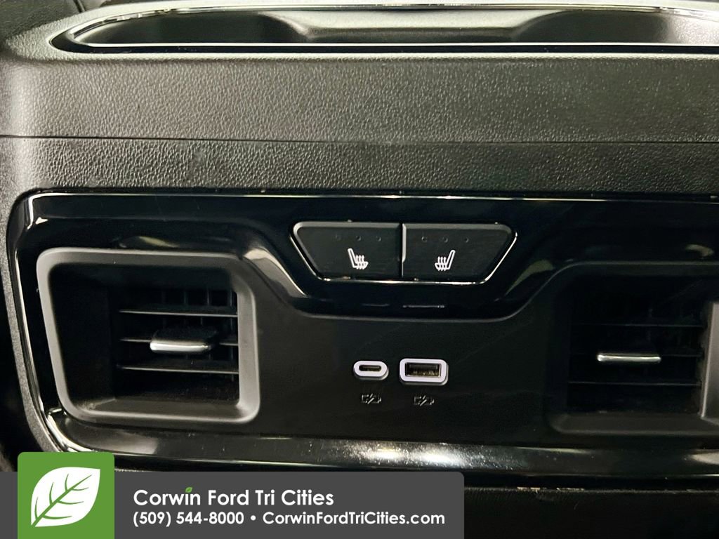 Used 2024 Chevrolet Silverado 2500 ZR2 w/ Technology Package image 29