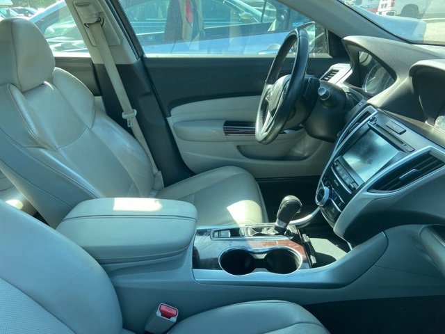 Used 2017 Acura TLX w/ Technology Package image 10