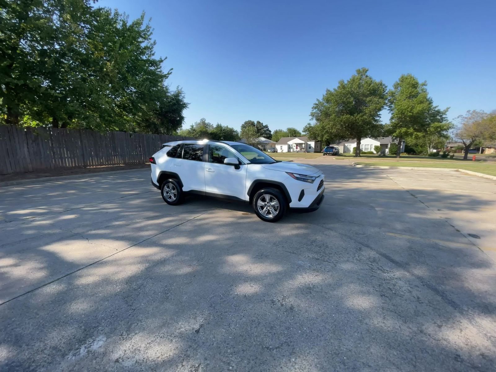 Used 2025 Toyota RAV4 XLE image 16