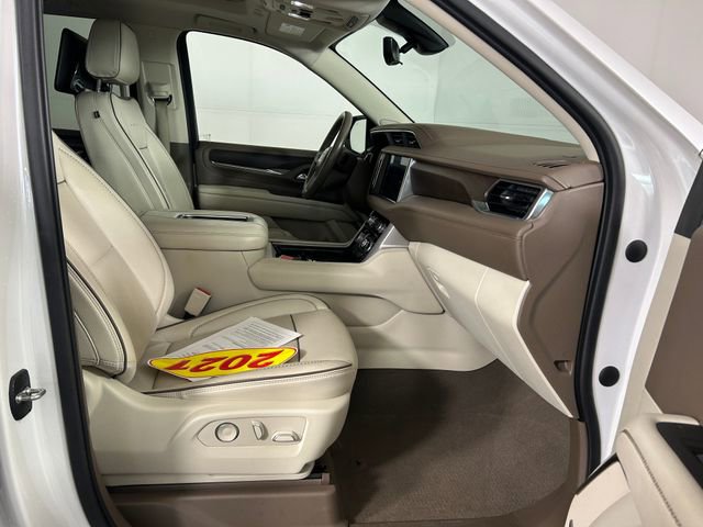Used 2021 GMC Yukon Denali w/ Denali Premium Package image 29