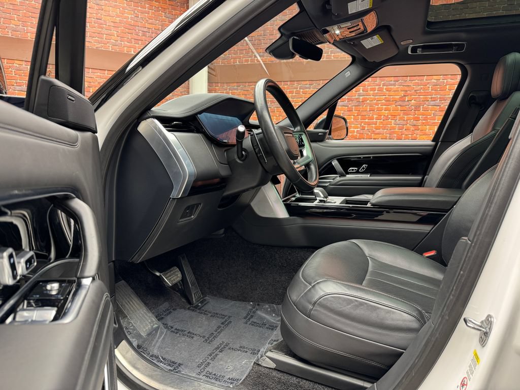 Used 2024 Land Rover Range Rover SE AWD/4WD image 20
