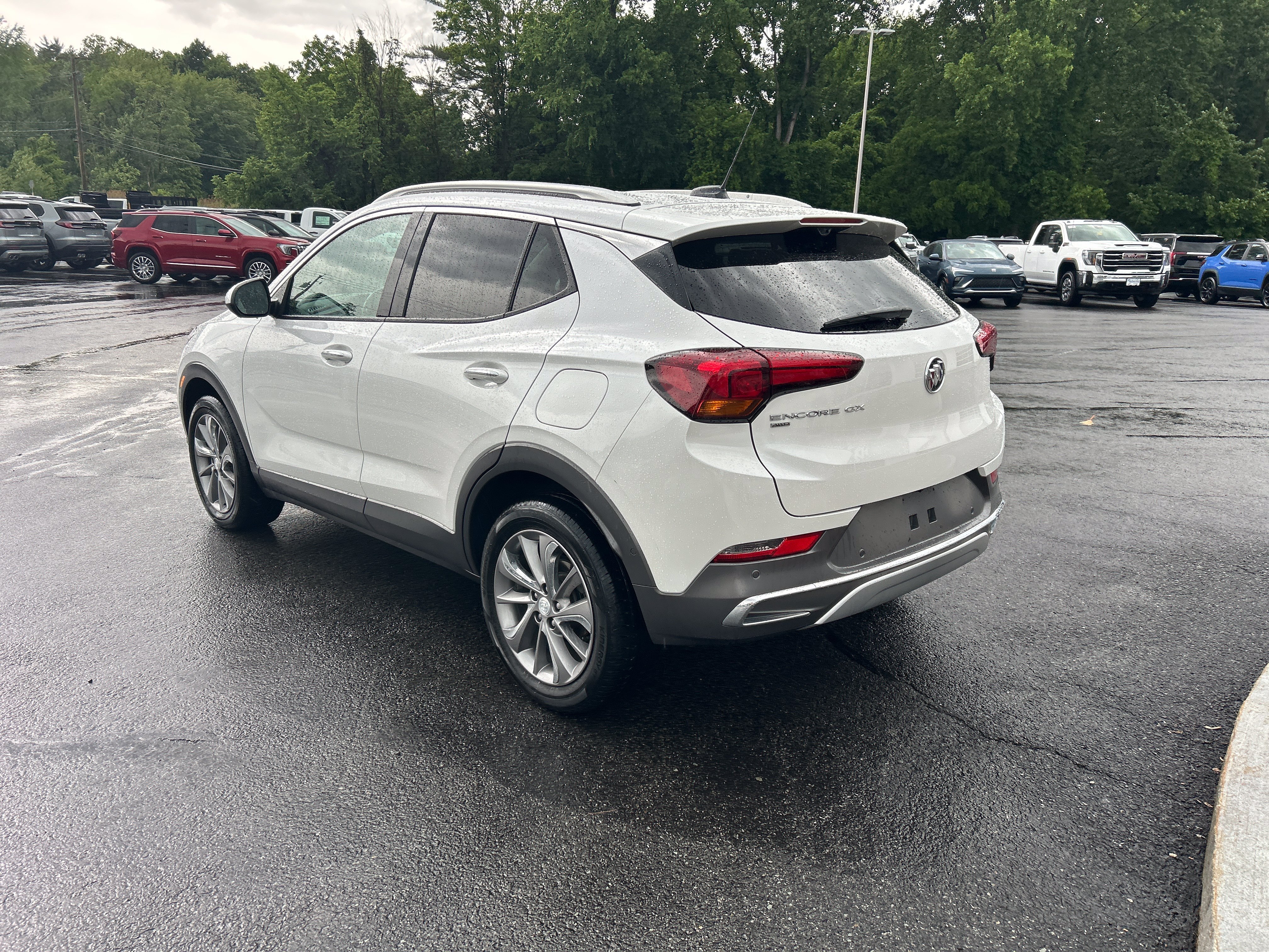 Certified 2023 Buick Encore GX Essence w/ Advanced Technology Package AWD/4WD image 5