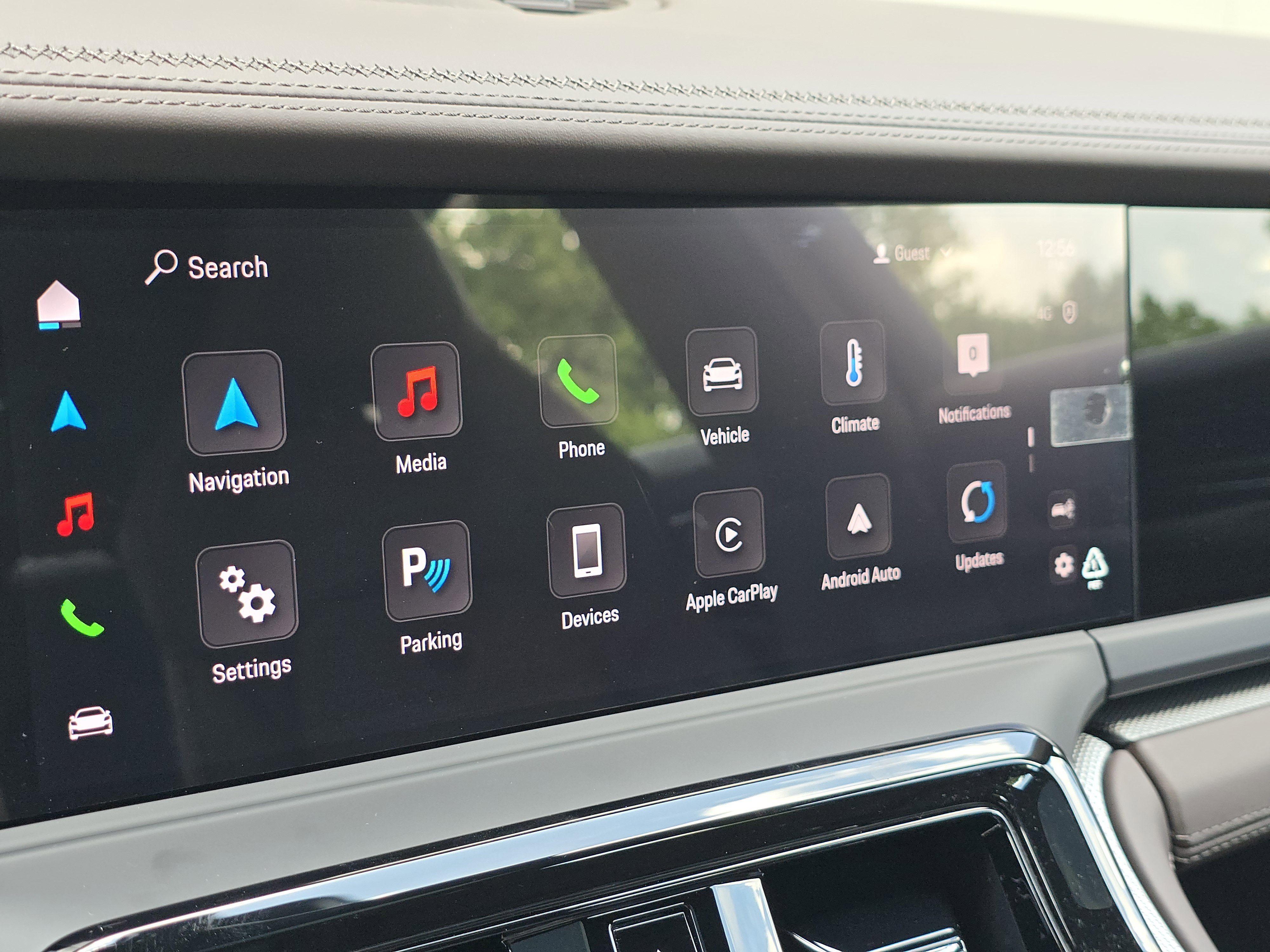 New 2025 Porsche Panamera 4 image 24