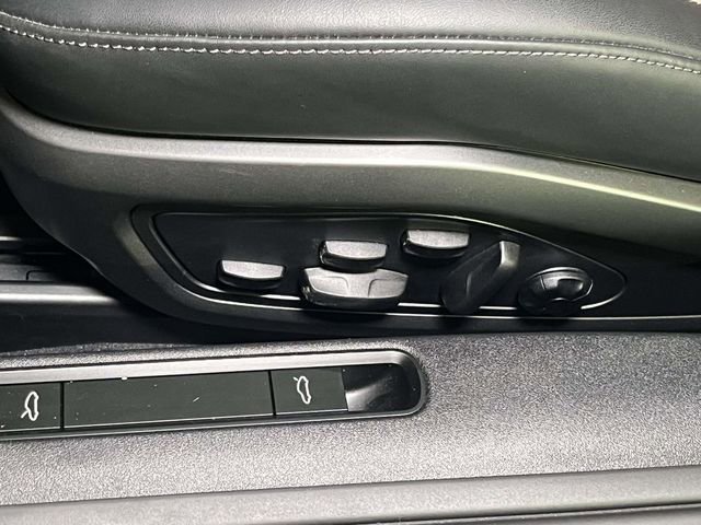 Certified 2025 Porsche 911 Carrera image 16