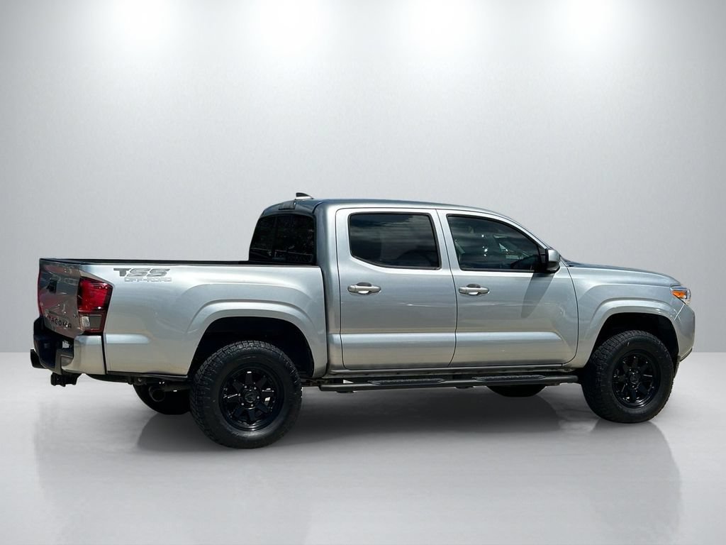 Used 2023 Toyota Tacoma SR AWD/4WD image 4