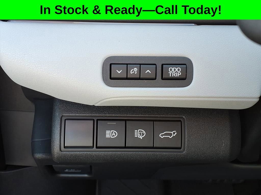 New 2026 Subaru Solterra Premium image 17