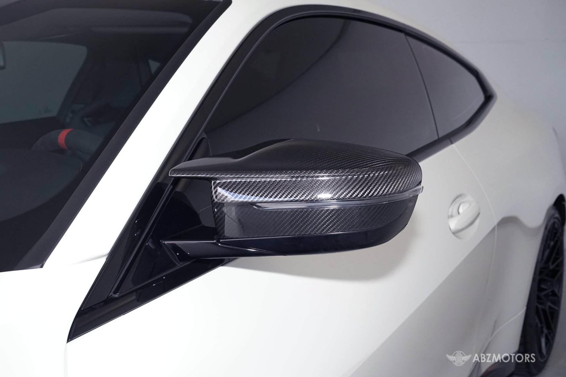 Used 2023 BMW M4 CSL RWD image 13