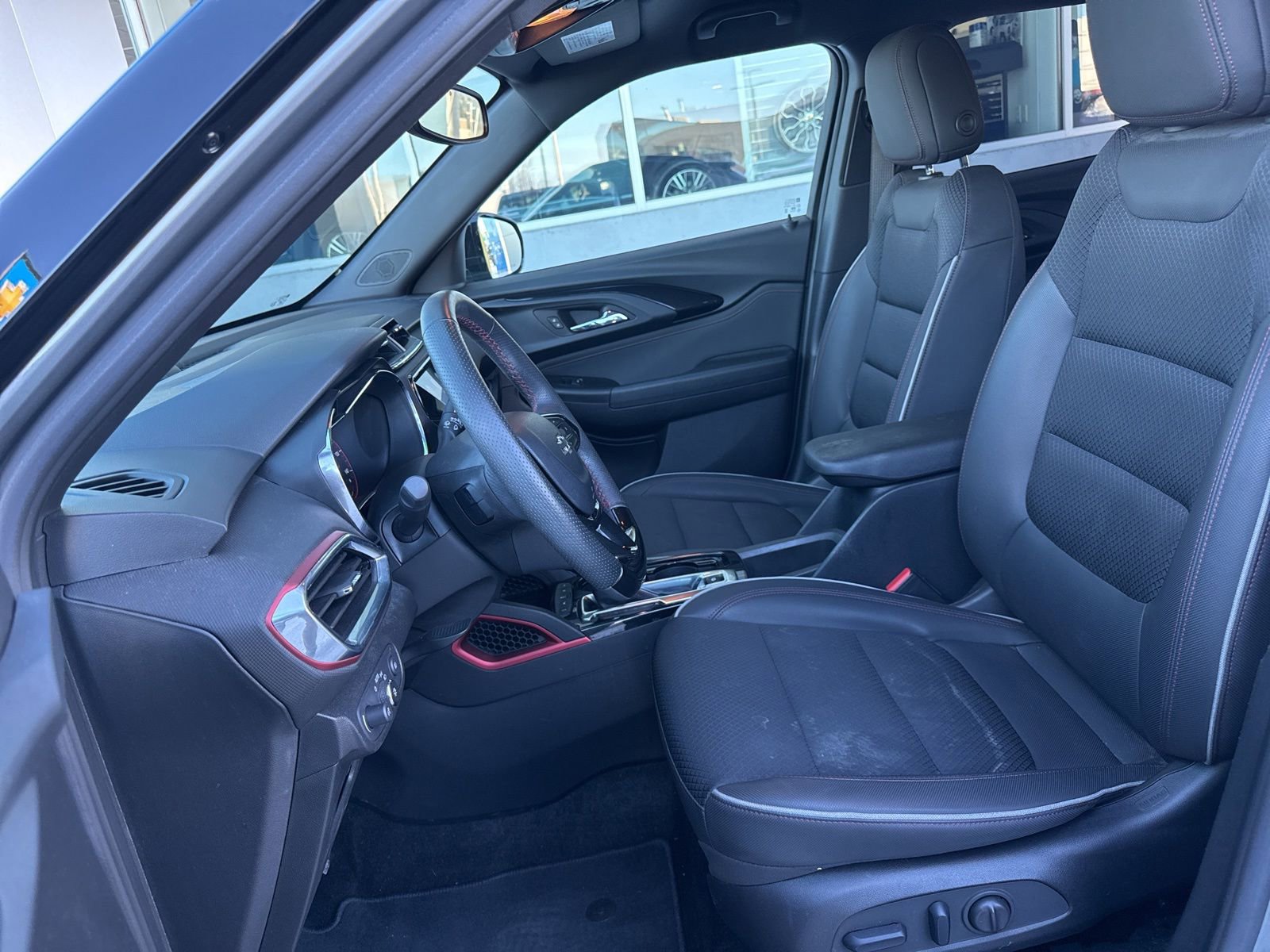 Used 2023 Chevrolet TrailBlazer RS w/ Convenience Package image 18