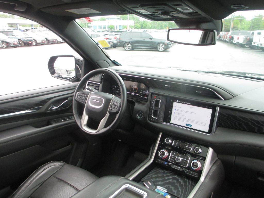 Used 2023 GMC Yukon XL Denali w/ Max Trailering Package AWD/4WD image 30