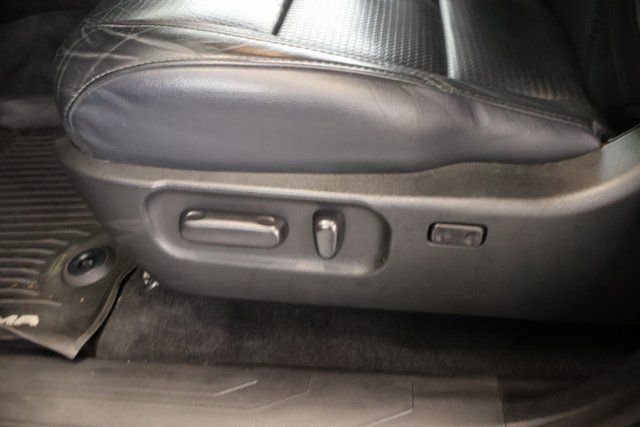 Certified 2020 Toyota Tacoma TRD Sport w/ TRD Premium Sport Package image 13