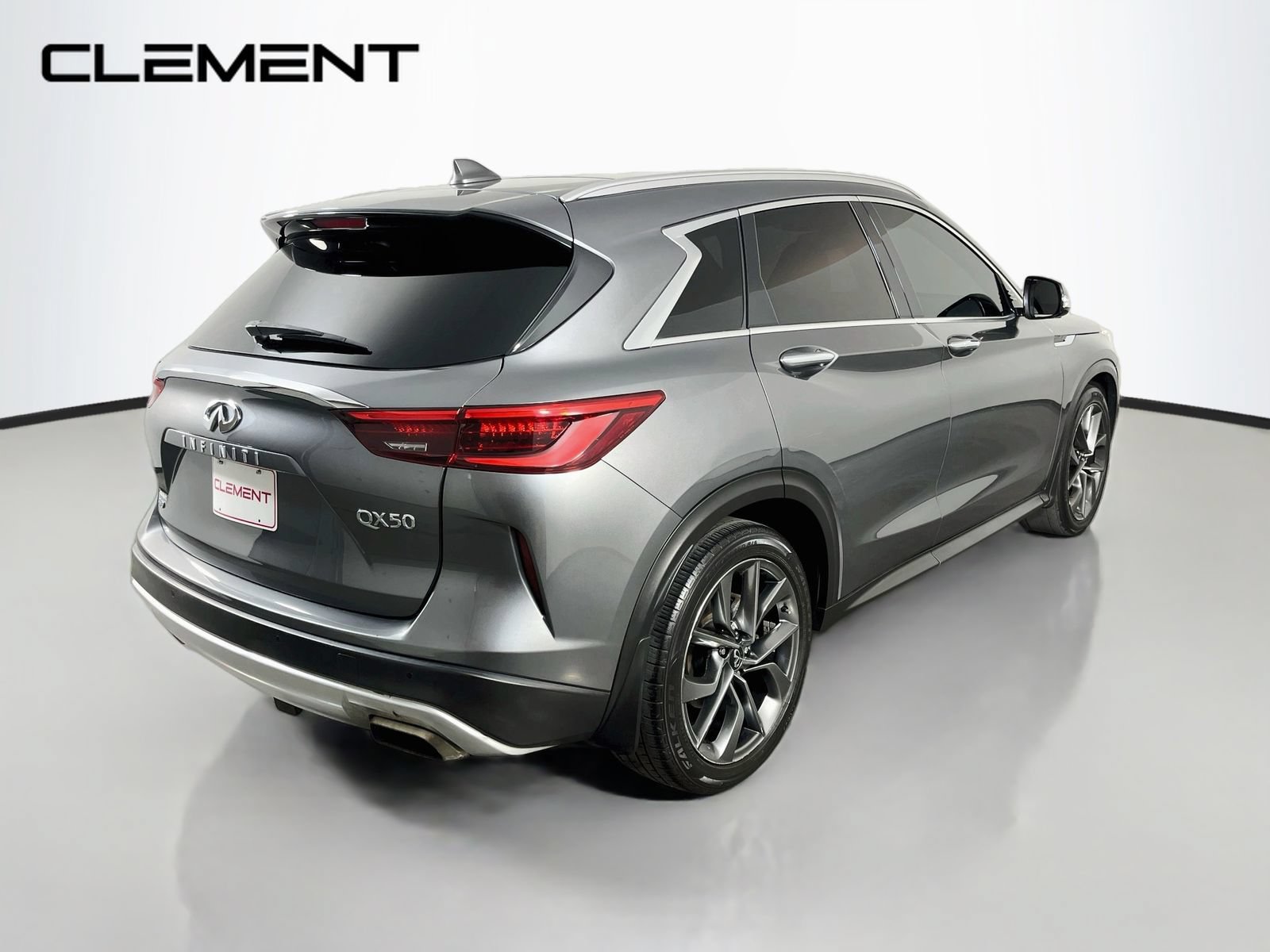 Used 2021 INFINITI QX50 Autograph w/ Premium White Leather Package AWD/4WD image 6