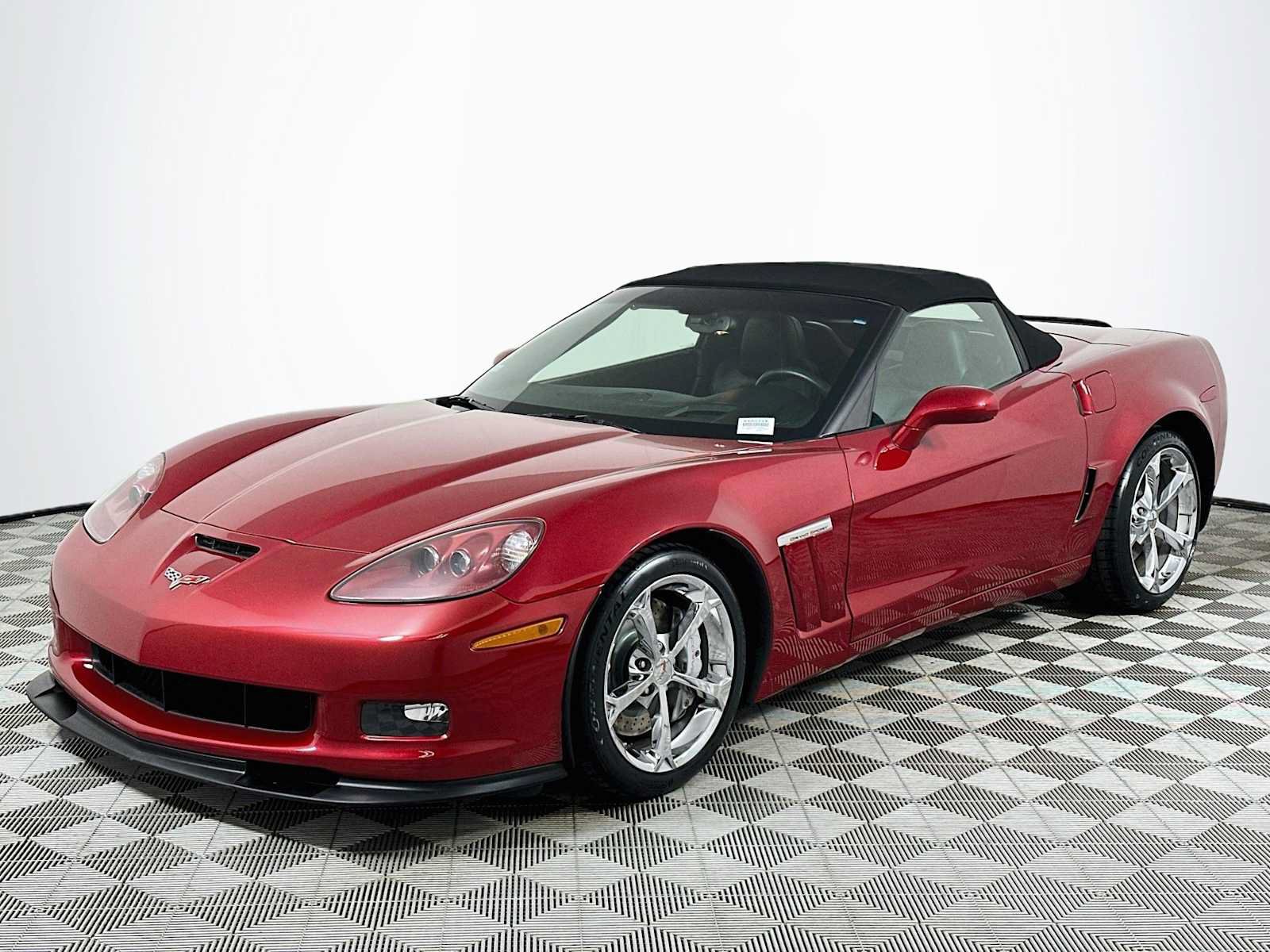 Used 2012 Chevrolet Corvette Grand Sport w/ 3LT Preferred Equipment Group RWD image 3