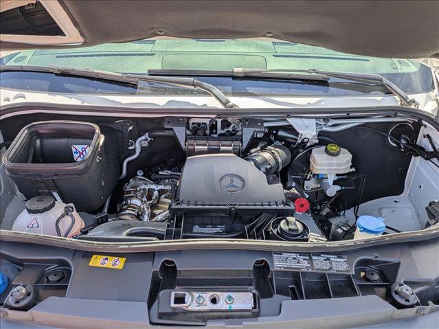 Used 2024 Mercedes-Benz Sprinter 2500 image 22