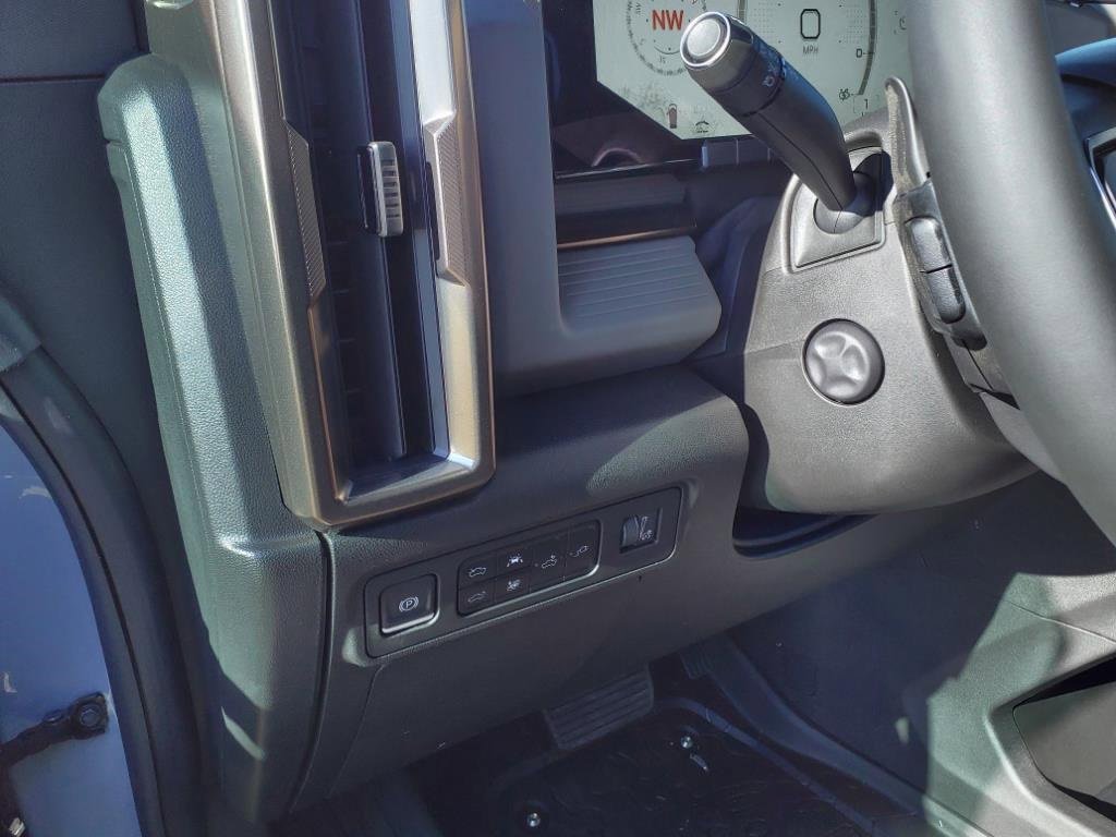 New 2025 GMC Hummer EV 3X w/ Battery Pack, 24 Module Pack image 19