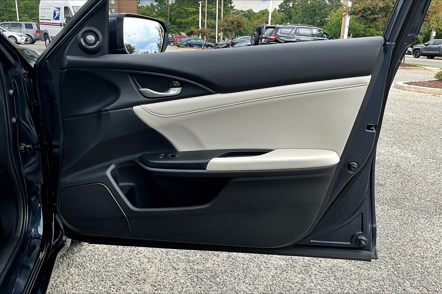 Used 2022 Honda Insight Touring image 19