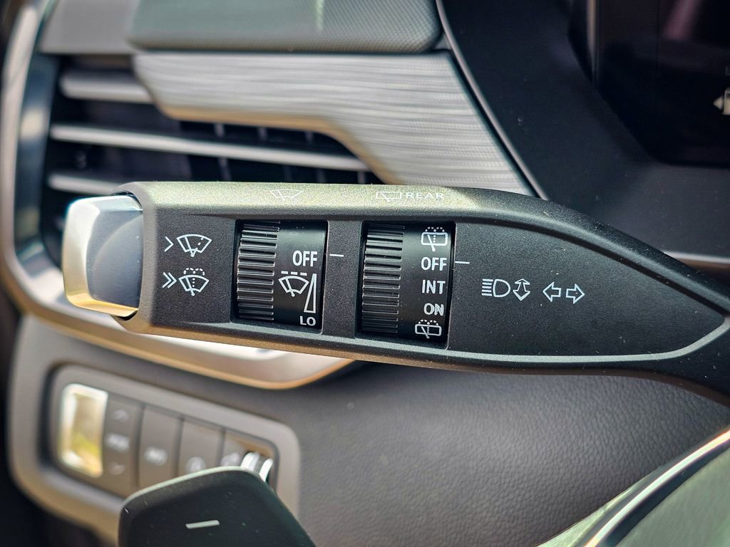 New 2026 GMC Acadia AT4 image 21