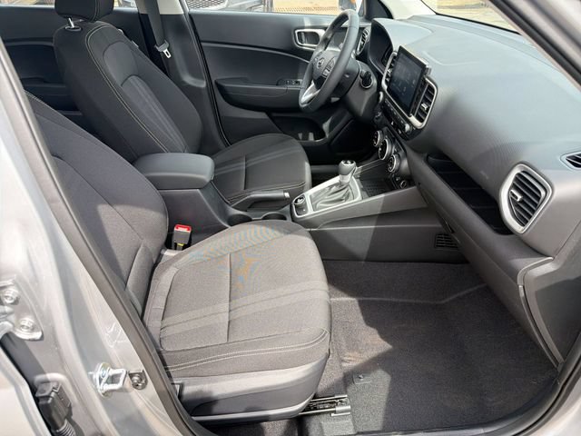 New 2026 Hyundai Venue SEL FWD image 27