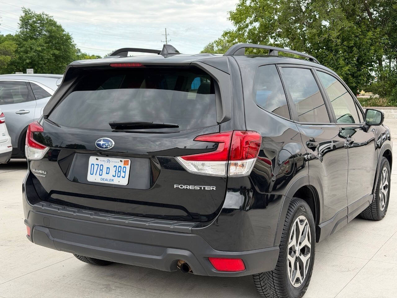Used 2021 Subaru Forester Premium w/ Popular Package #1 AWD/4WD image 7