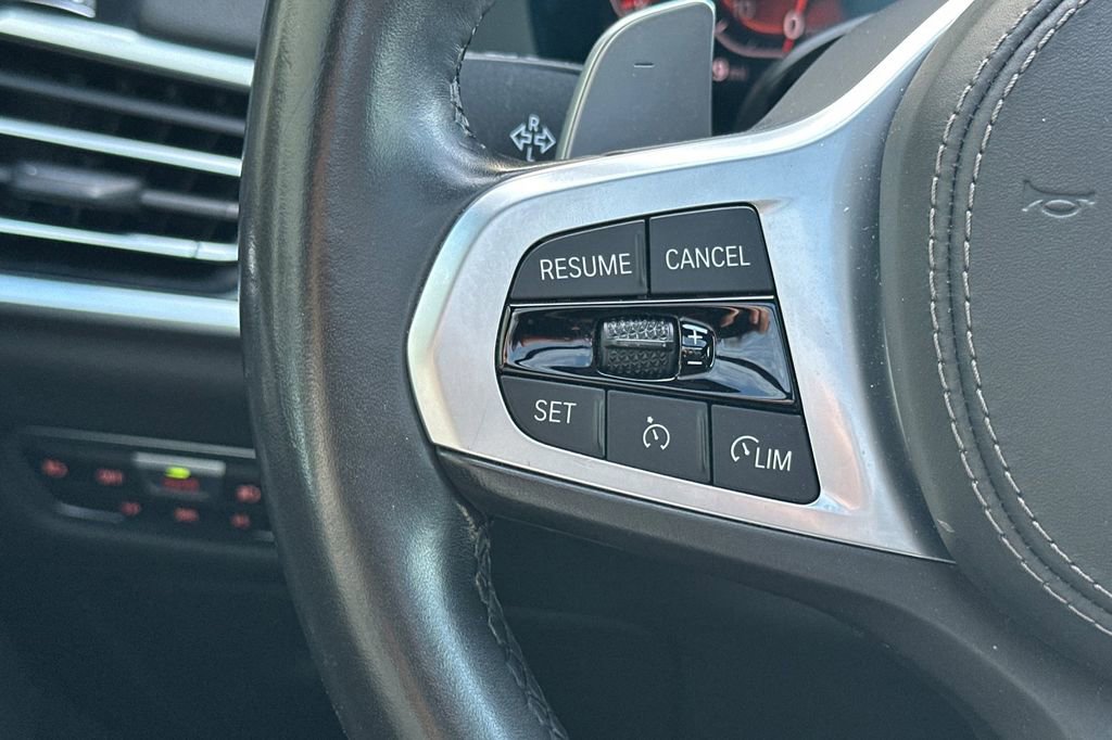 Used 2020 BMW X7 xDrive40i w/ M Sport Package image 28