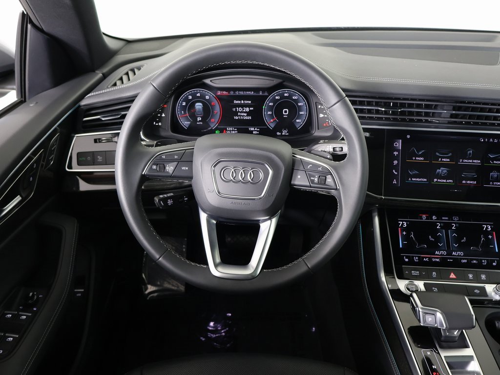 Used 2025 Audi Q8 Premium Plus w/ Premium Plus Package image 32