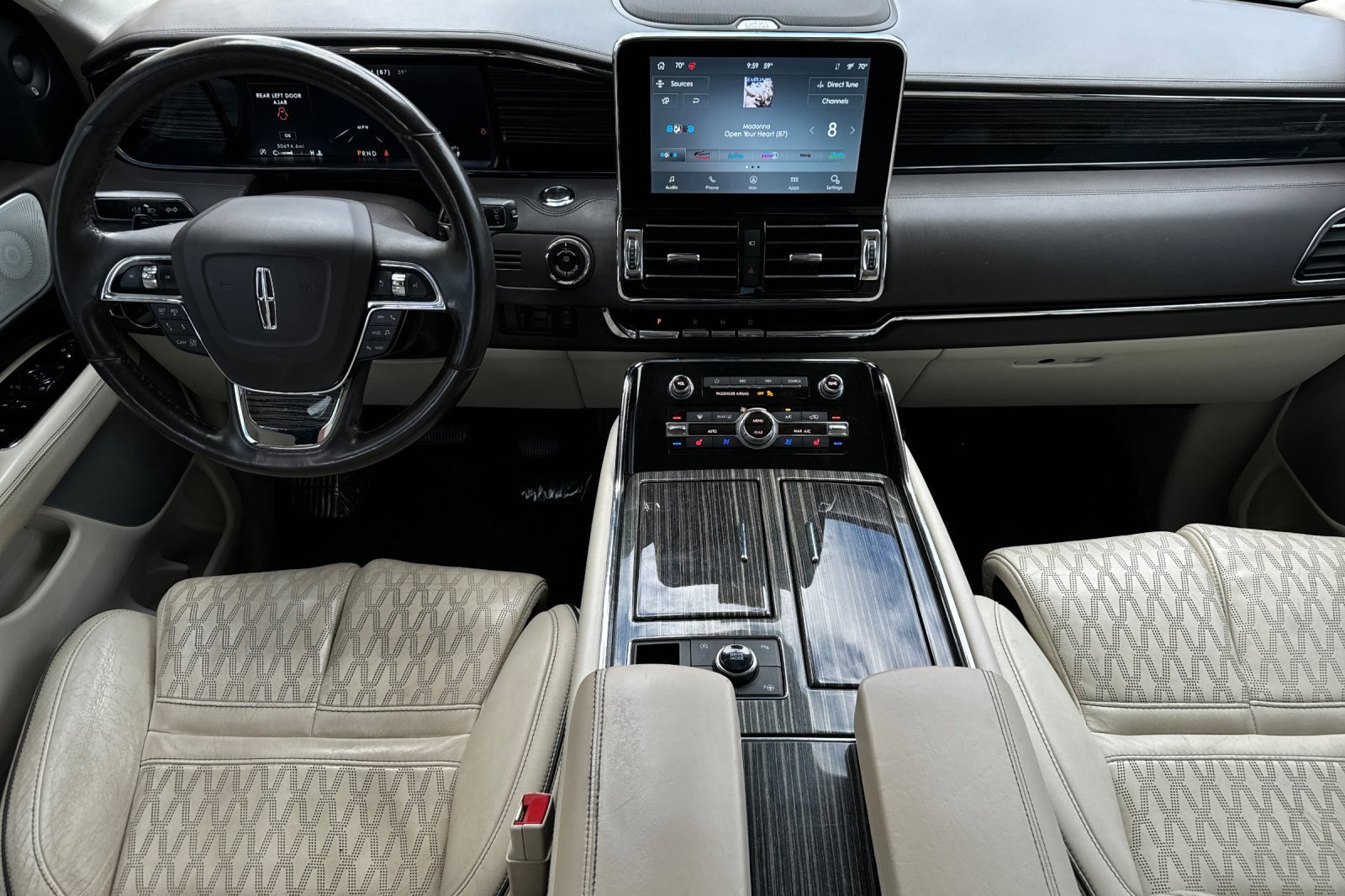 Used 2021 Lincoln Navigator Black Label w/ Cargo Convenience Package image 13