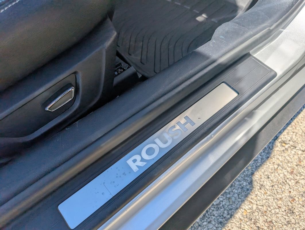 Used 2016 Ford Mustang GT Premium w/ Equipment Group 401A image 33