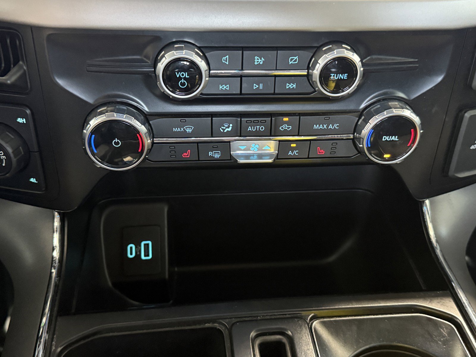 Used 2023 Ford F150 XLT w/ Equipment Group 302A High AWD/4WD image 14