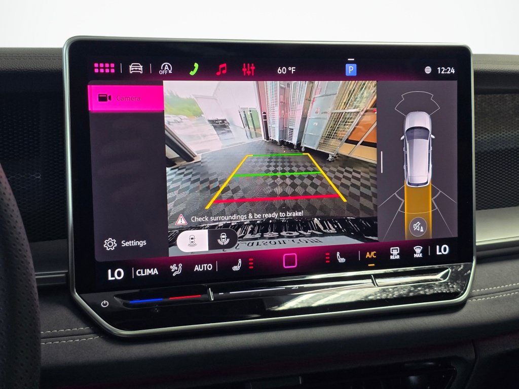 New 2026 Volkswagen Tiguan SE R-Line AWD/4WD image 28