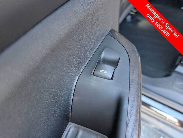 Used 2023 GMC Acadia Denali w/ Denali Ultimate Package AWD/4WD image 11