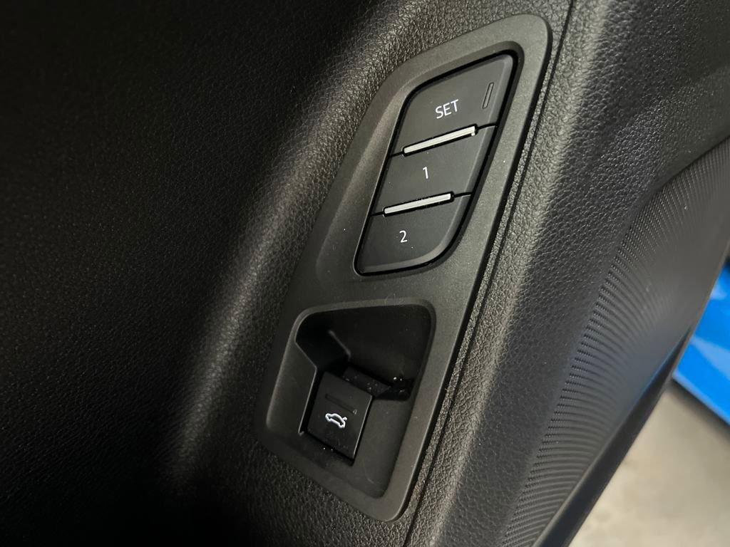 Used 2023 Audi Q3 2.0T Premium image 13