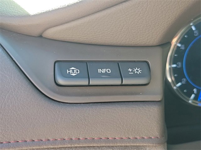 Used 2017 Cadillac Escalade Luxury image 36