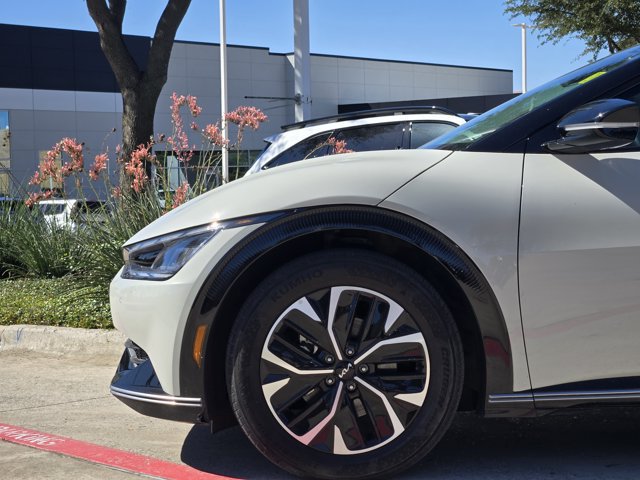 Certified 2023 Kia EV6 Wind AWD/4WD image 10
