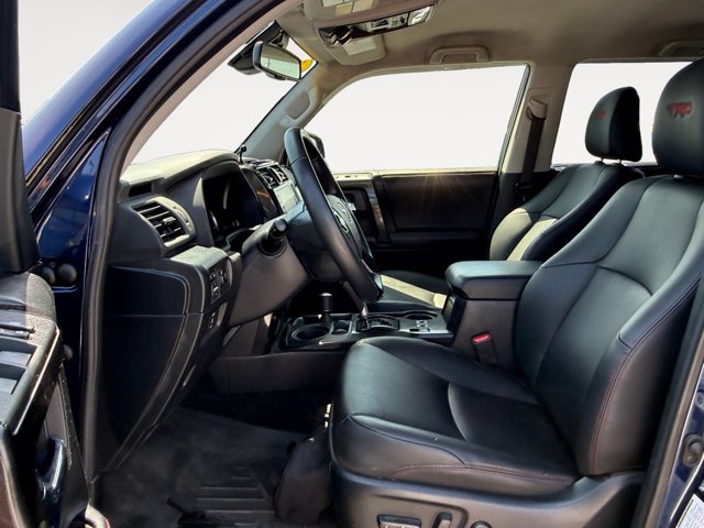 Used 2021 Toyota 4Runner TRD Off-Road Premium AWD/4WD image 6