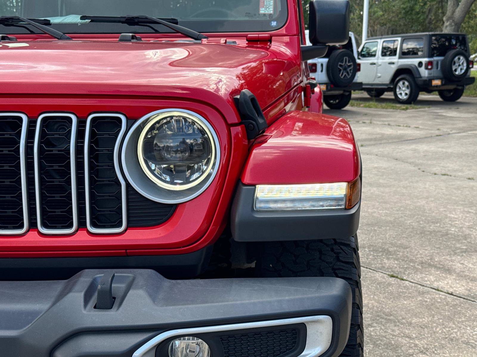 Certified 2024 Jeep Wrangler Unlimited Sahara AWD/4WD image 9
