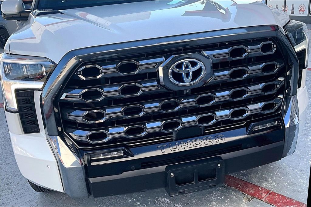 Used 2024 Toyota Tundra Platinum image 30