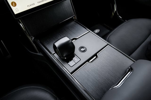 New 2026 Land Rover Range Rover SV AWD/4WD image 31