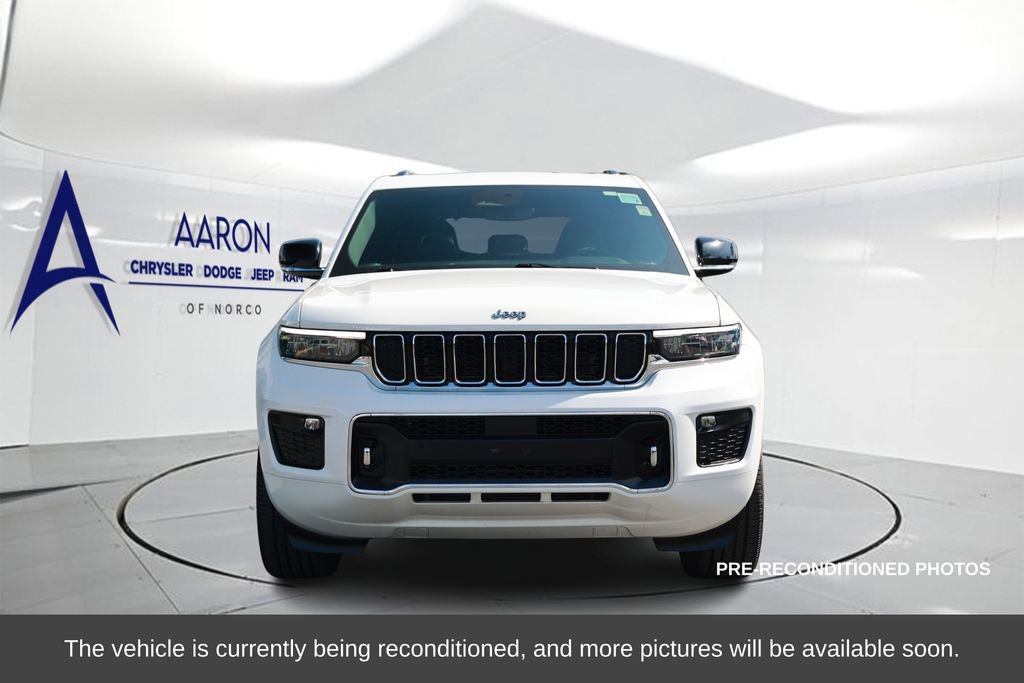 Used 2023 Jeep Grand Cherokee Overland w/ Rear Seat Video Group I image 4