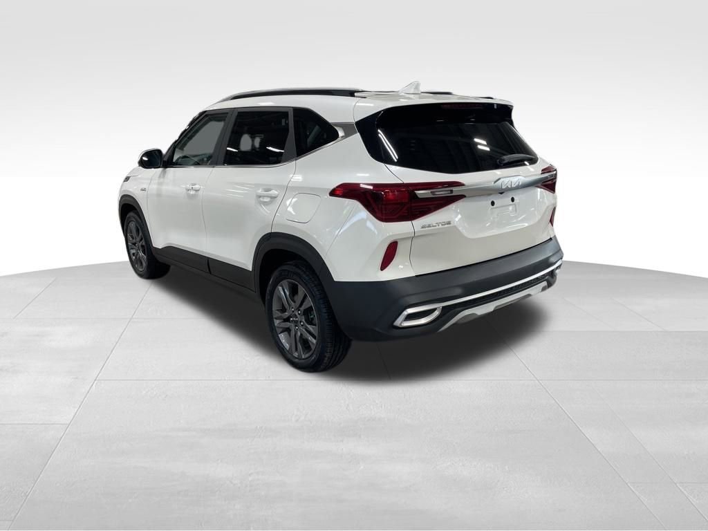 Certified 2023 Kia Seltos S w/ Navigation Package image 6
