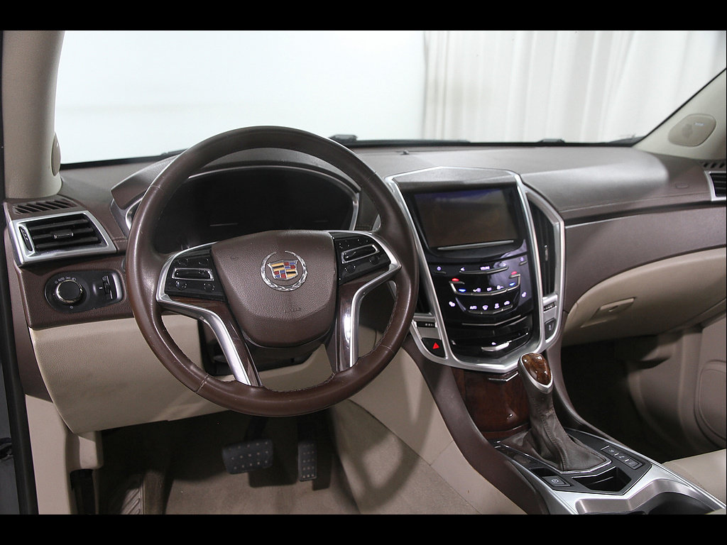 Certified 2015 Cadillac SRX Luxury w/ Driver Awareness Package FWD image 6