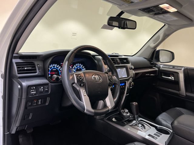 Used 2018 Toyota 4Runner Limited AWD/4WD image 9