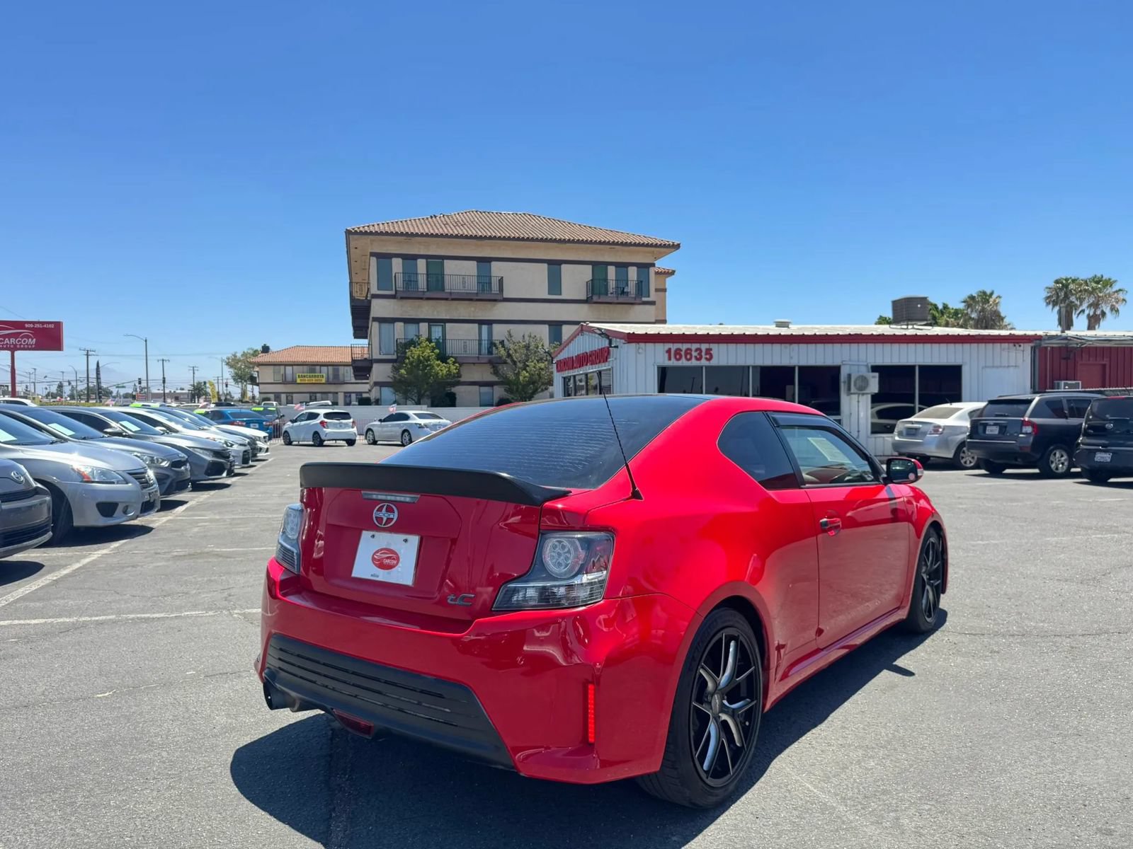 Used 2015 Scion tC FWD image 7
