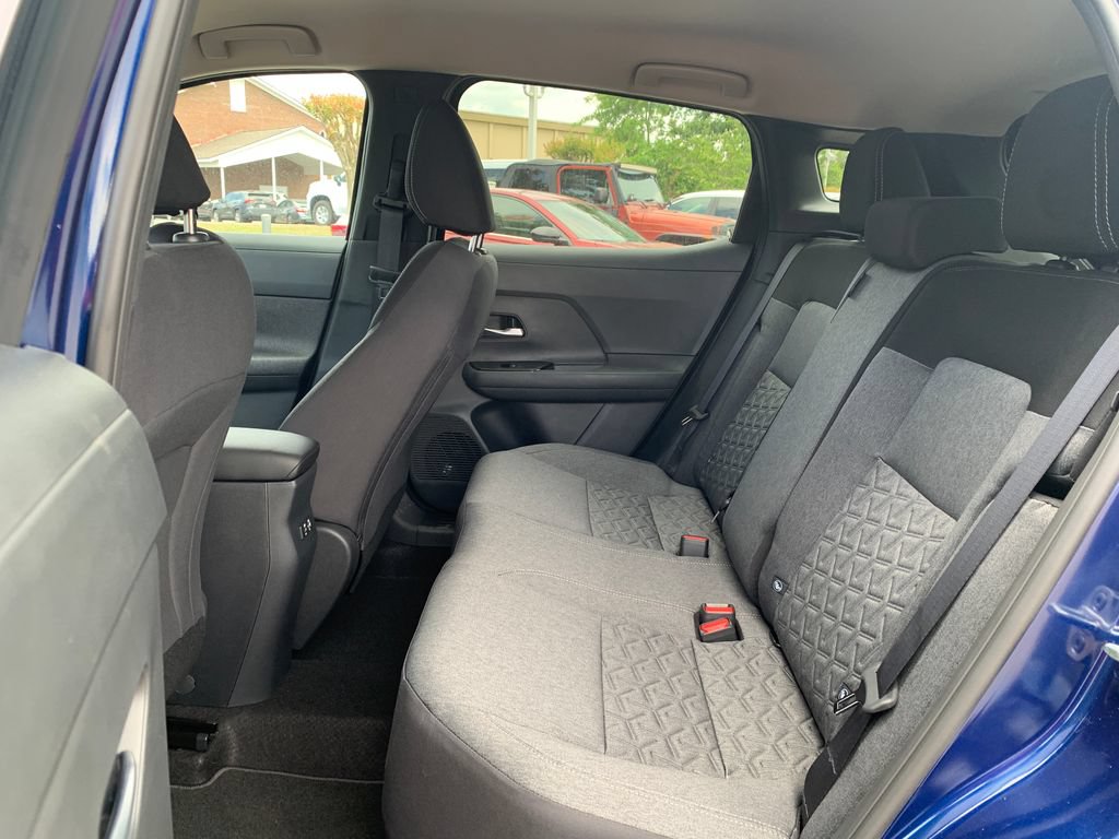 New 2026 Nissan Kicks SV w/ Cold Weather Package FWD image 7
