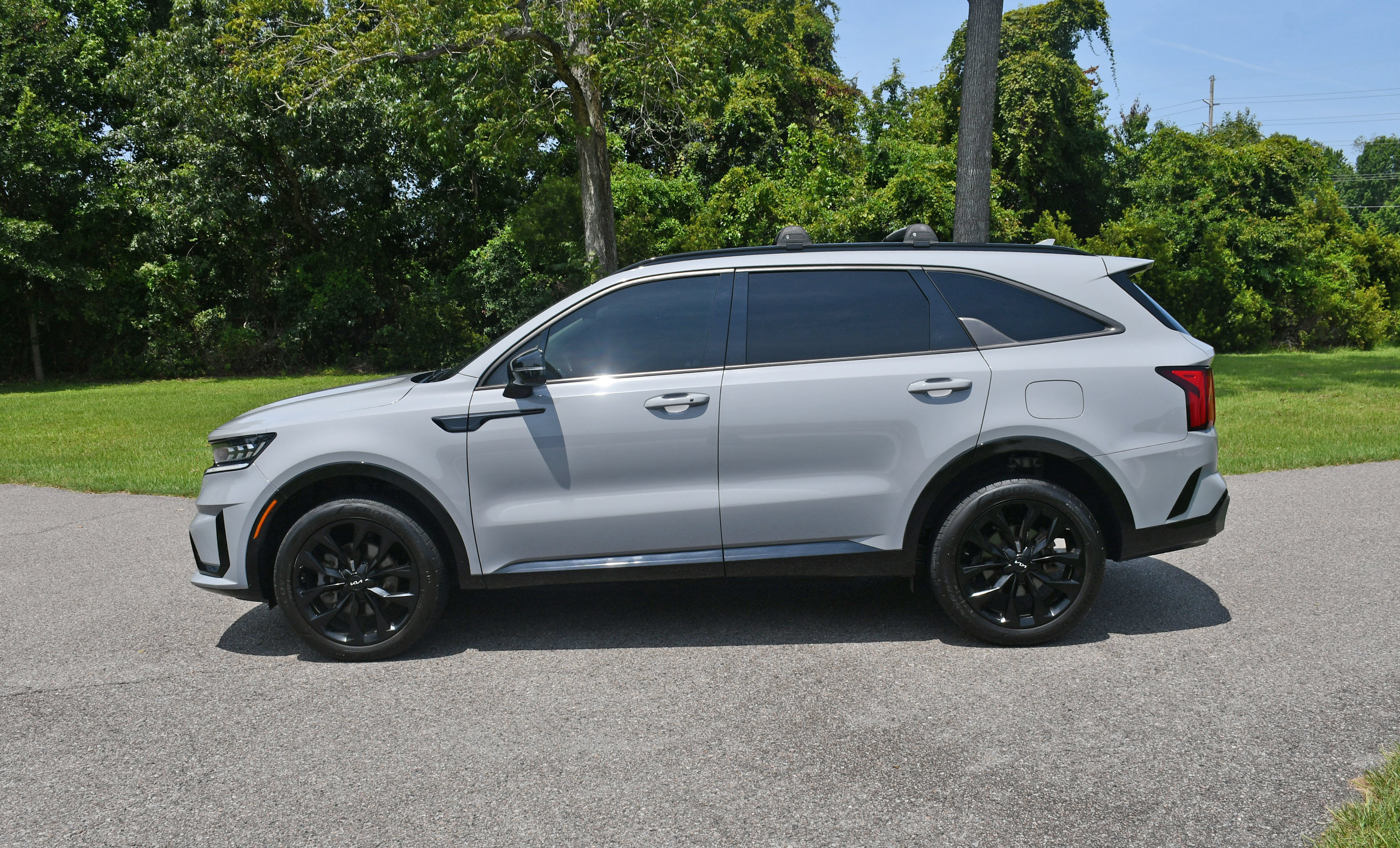 Used 2022 Kia Sorento SX AWD/4WD image 2