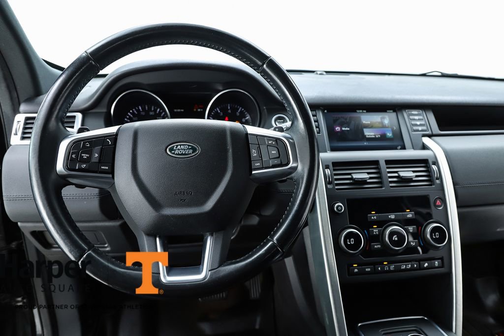 Used 2016 Land Rover Discovery Sport SE image 57