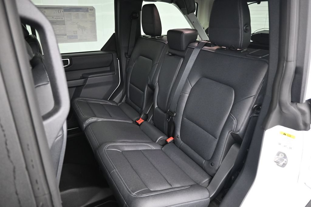 New 2026 Ford Bronco Badlands AWD/4WD image 12