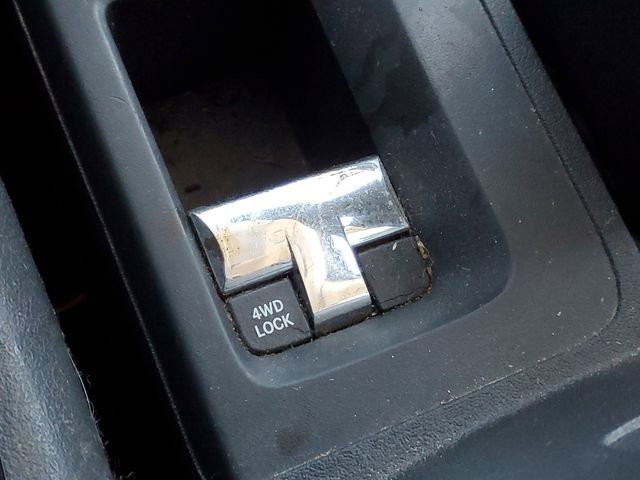 Used 2013 Jeep Patriot Sport image 21