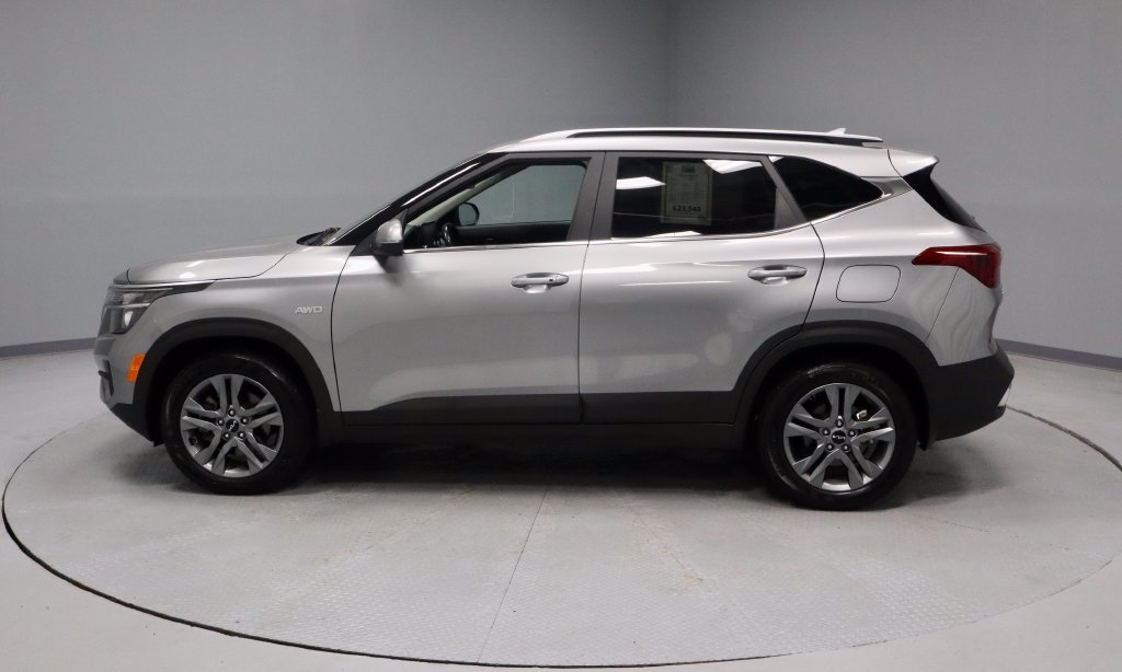 Used 2023 Kia Seltos S AWD/4WD image 12