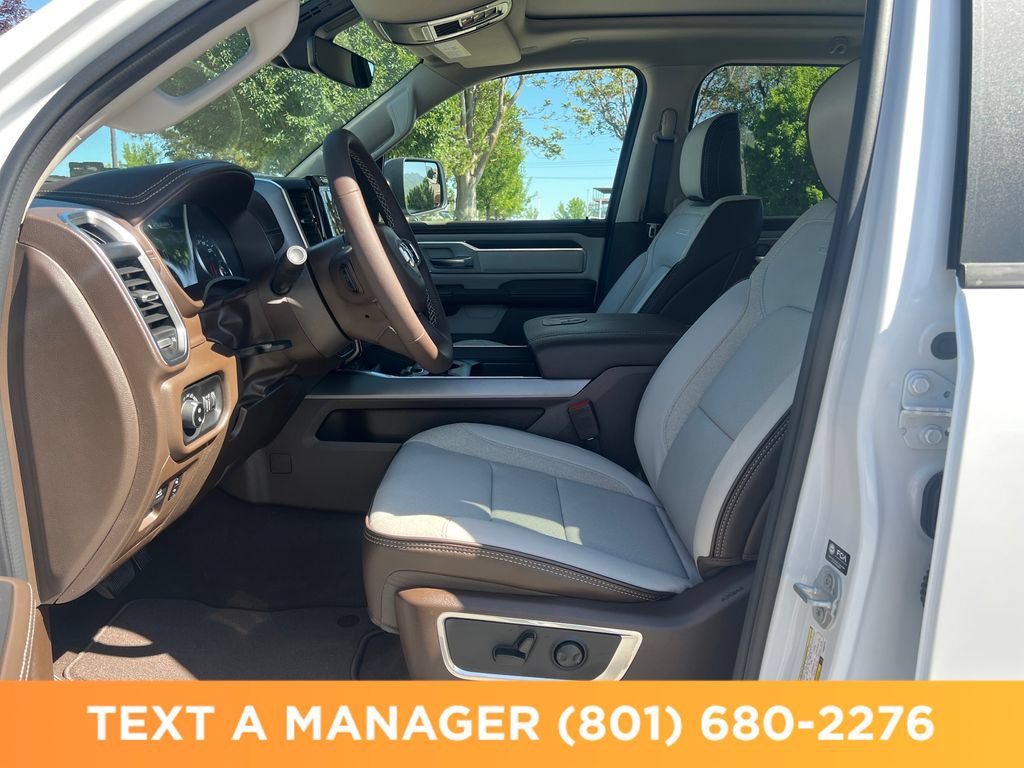 New 2026 RAM 1500 Laramie AWD/4WD image 9